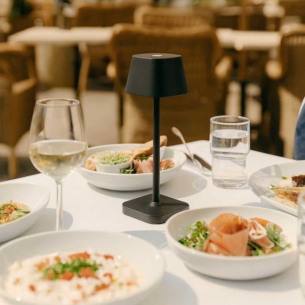 Terras zomerproof maken: het beste glaswerk voor een druk terras in de horeca