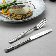 Churchill Raku bestek – artistieke moderne stijl