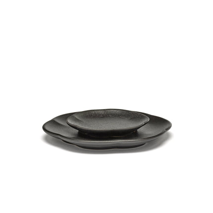 Inku Plate Ribbed M Black L 13.9 W 13.9 H 1.3 cm 8/Box
