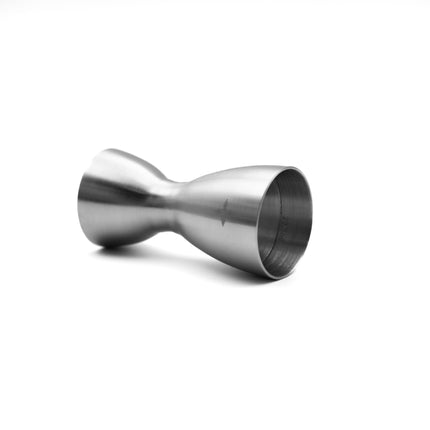 47 Ronin jigger 20/40 ml detail – RVS maatbeker met dubbele inhoudsmaat voor de bar