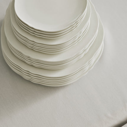 Silhouette Plate M White 8/Box