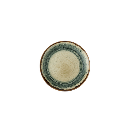 Harvest Flare Linen Evolve Coupe Plate van Churchill, 21,7 cm, set van 12. Handgemaakt coupebord in een zachte linnenkleur met een organisch ontwerp, ideaal voor het serveren van bijgerechten, salades of kleinere gerechten. Duurzaam en stijlvol, perfect voor gebruik in de horeca.