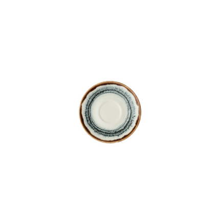 Harvest Flare Natural Cafe Cappuccino Saucer van Churchill, 15,6 cm, set van 12. Handgemaakt schoteltje in een warme, natuurlijke tint met een organisch ontwerp, ideaal voor het serveren van cappuccino’s of kleine drankjes. Duurzaam en stijlvol, perfect voor gebruik in de horeca.