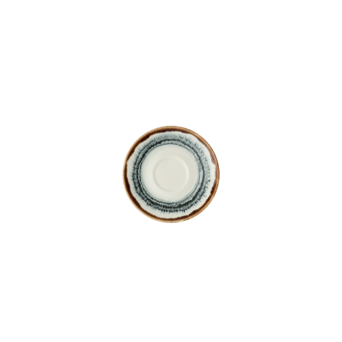 Harvest Flare Natural Cafe Espresso Saucer van Churchill, 11,8 cm, set van 12. Handgemaakt schoteltje in een warme, natuurlijke tint met een organisch ontwerp, ideaal voor het serveren van espresso's of kleine koffie-drankjes. Duurzaam en stijlvol, perfect voor gebruik in de horeca.