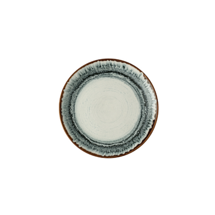 Harvest Flare Natural Evolve Coupe Plate van Churchill, 26 cm, set van 12. Handgemaakt coupebord in een warme, natuurlijke tint met een organisch design, ideaal voor het serveren van hoofdgerechten. Duurzaam en stijlvol, perfect voor gebruik in de horeca.