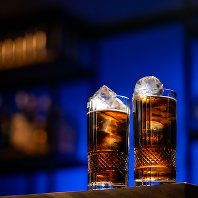 RCR Brillante longdrinkglas 370 ml – kristallen hi-ball glas met reliëf voor de bar