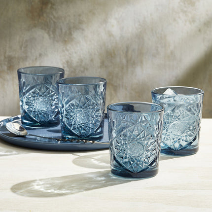 Onis ICON Blue glas 355 ml sfeerbeeld blauw whiskeyglas professionele horeca