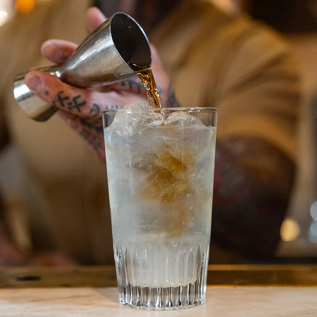 Onis Cheers Cooler glas 405 ml sfeerbeeld longdrinkglas professioneel horecaglas