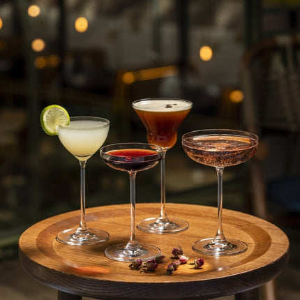 Onis Bespoke Coupette glas 120 ml close-up cocktailglas professioneel horecaglas