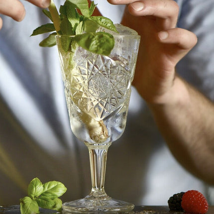 Onis ICON Wine glas 300 ml sfeerbeeld wijnglas professionele horeca