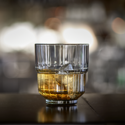 Onis Linq Rocks glas 266 ml detail whiskeyglas professionele horeca