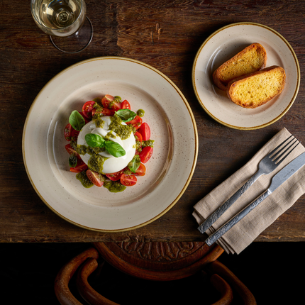 Churchill Stonecast Nutmeg Cream bord met profiel 23,4 cm – nootmuskaatcrème porseleinen bord voor hotels en brasseries