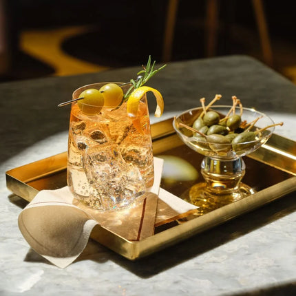 Nude Sera tumbler 450 ml – lifestylefoto van de stapelbare kristallen tumbler voor restaurants