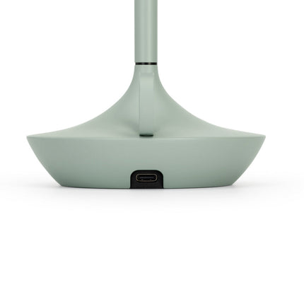 Wick PRO Sage Green – dimbare oplaadbare lamp voor hotellobby en restaurant