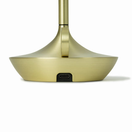 Wick S PRO Brass – dimbare accu-tafellamp voor bar, hotel en events