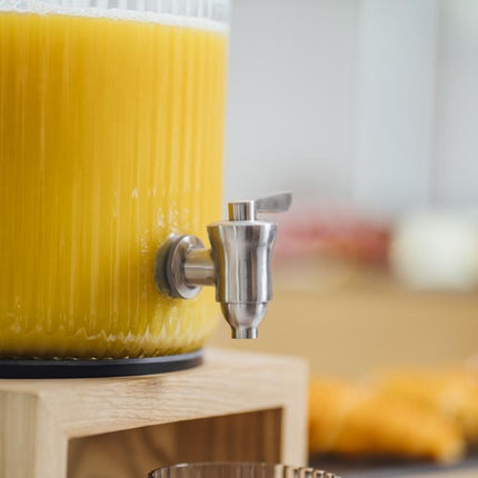 APS drankendispenser Valo in gebruik - buffetdispenser voor hotels